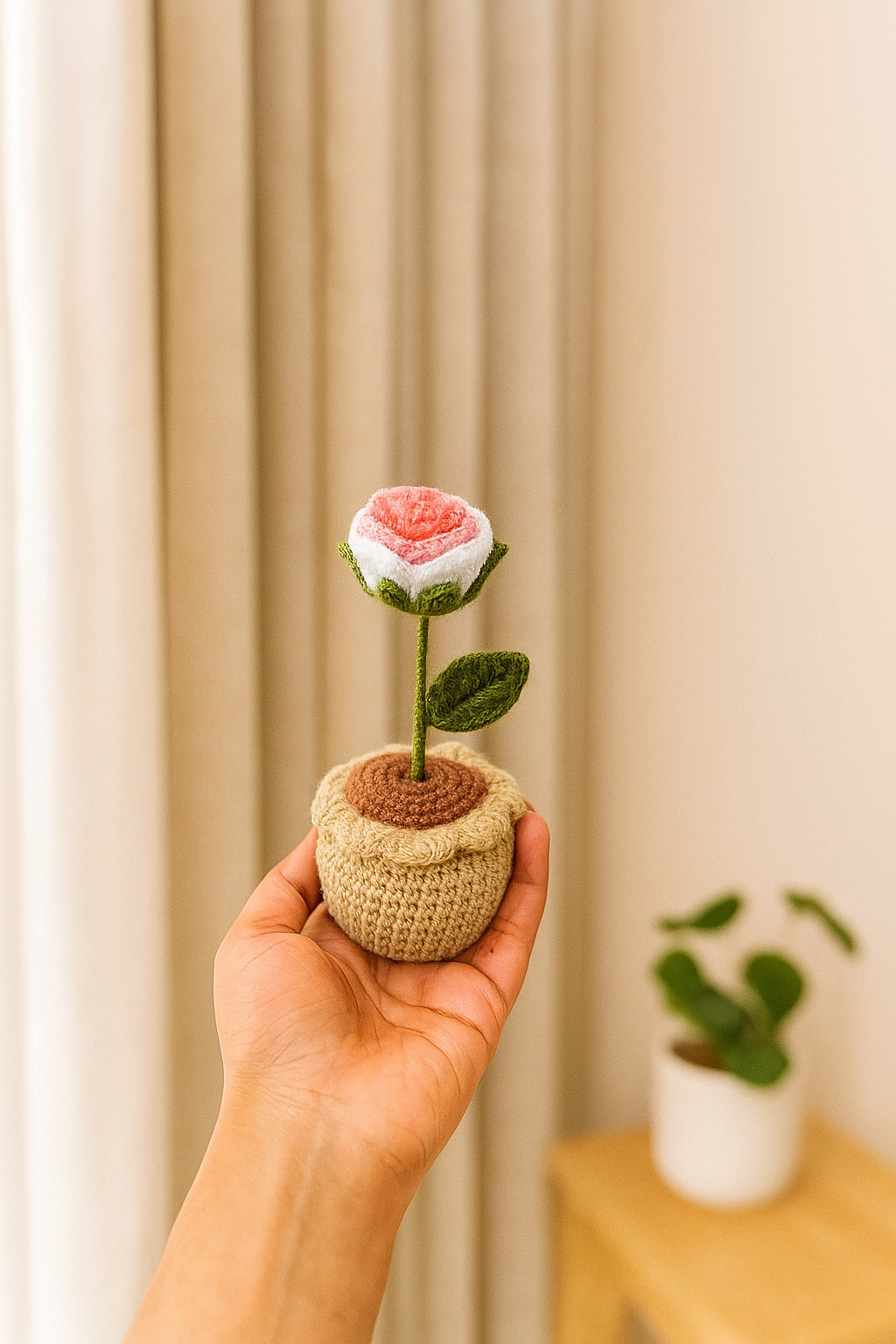 Shaded Rose Pot