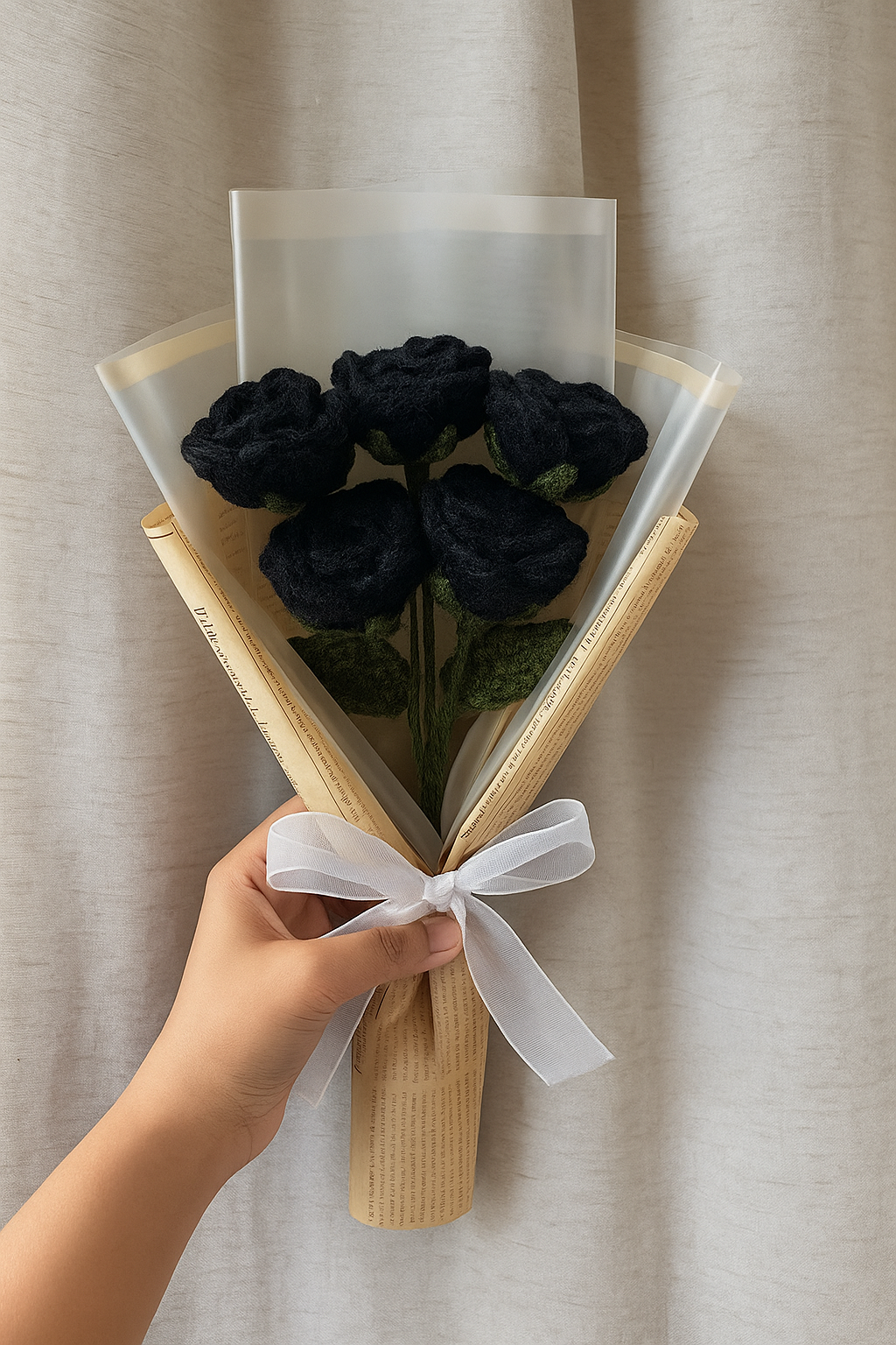 5 Black Roses Bouquet